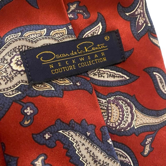 Vintage Oscar De La Renta 100% Imported Silk Made in America Paisley Print Tie - Picture 6 of 10